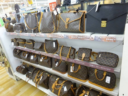 ブランド買取　大阪のブランド買取　岸和田