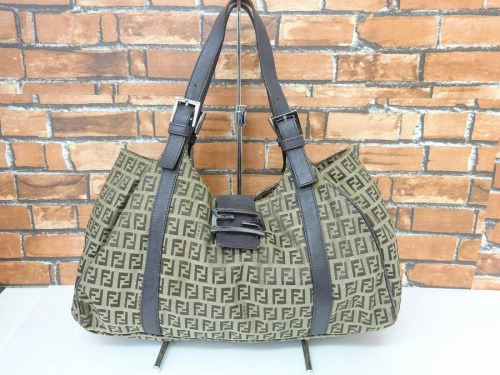 FENDI　買取　大阪のブランド　鑑定　大阪