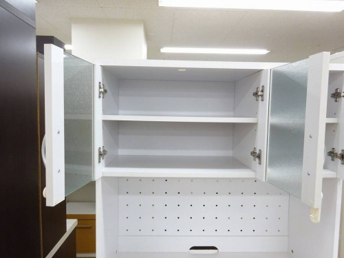 中古食器棚　大阪の家具　買取　大阪