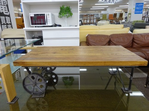 中古家具　大阪の中古テーブル　大阪