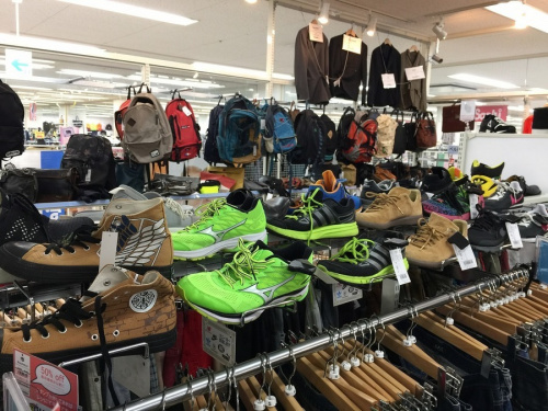 スニーカー　買取　岸和田のNEW BALANCE