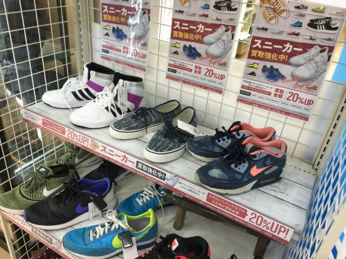 古着　スニーカー　大阪のスニーカー　買取　大阪