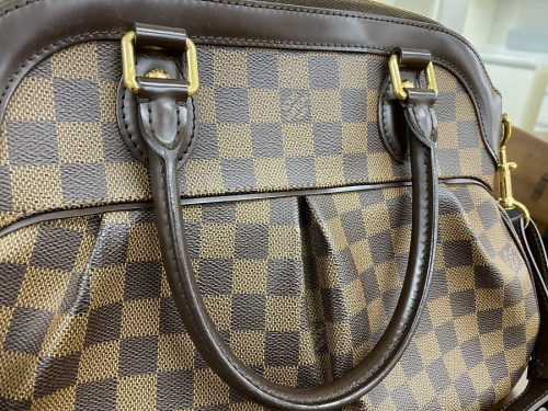 LOUIS VUITTON 買取 大阪のブランド鑑定 大阪