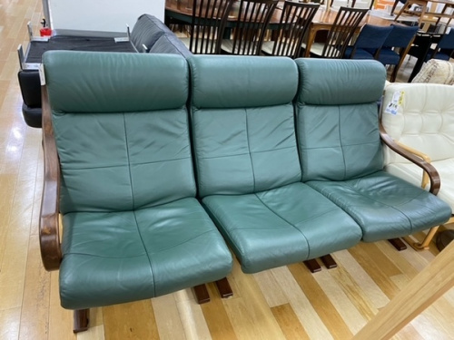 中古家具販売の富士ファニチア