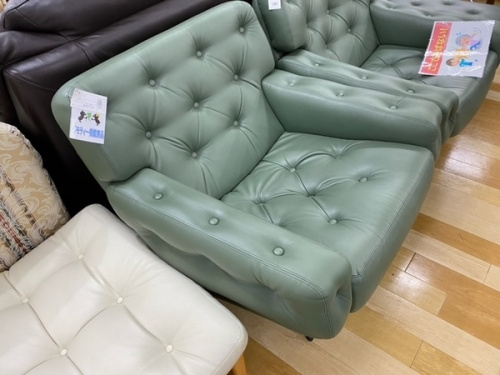 家具のソファ