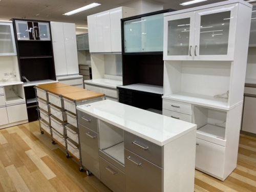 家具のソファ