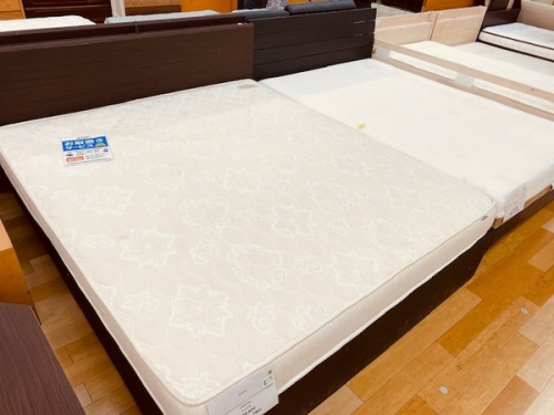 シングルベッドの家具