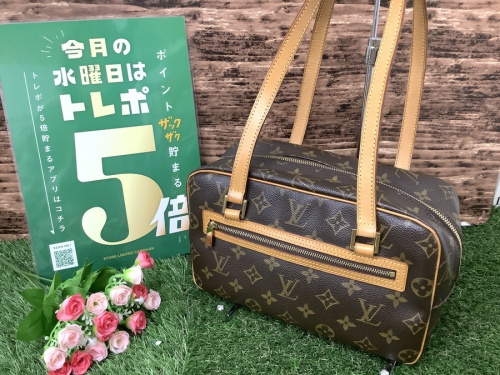 LOUIS VUITTONの関西