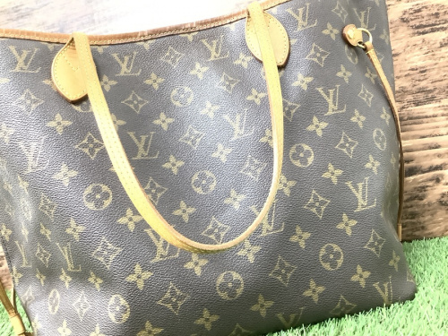 バックのルイ・ヴィトン