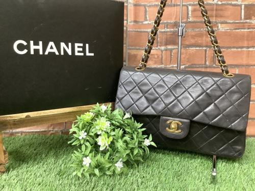 ブランド・ラグジュアリーのCHANEL