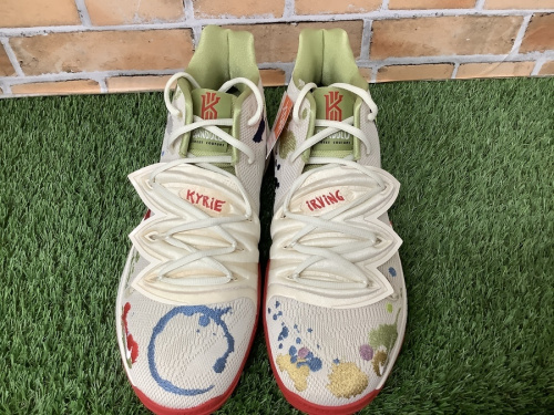 スニーカーのBANDULU×NIKE