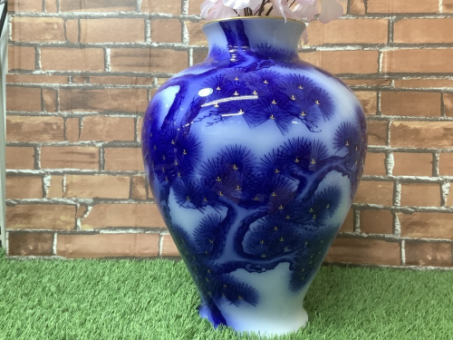 骨董品の花瓶