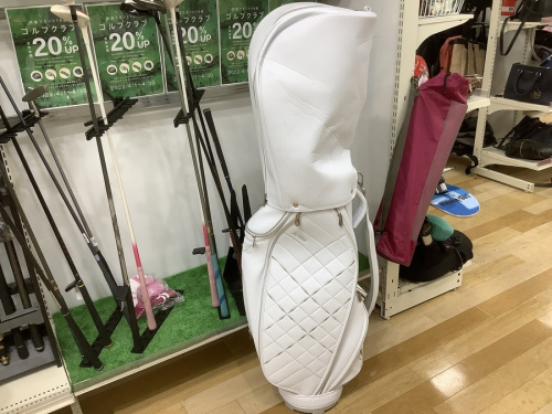 ゴルフ用品のキャディバッグ