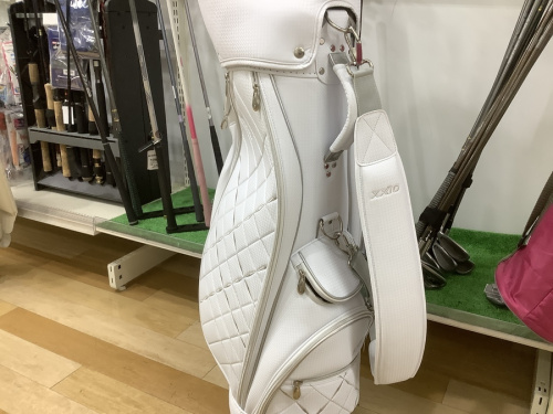 キャディバッグのDUNLOP