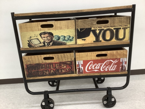 家具のチェスト