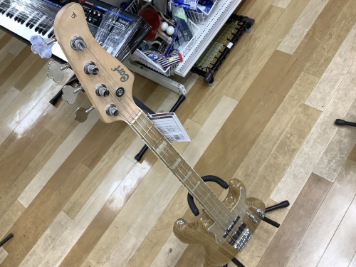 ベース