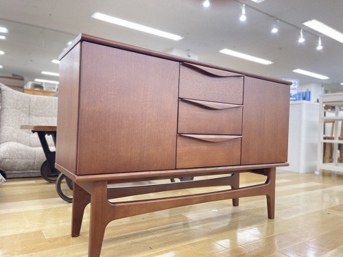 家具のチェスト