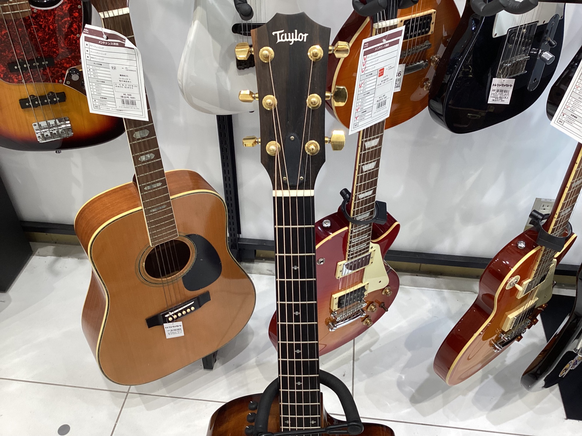 Taylor Guitars】エレアコギターのご紹介です！！｜2025年10月21日