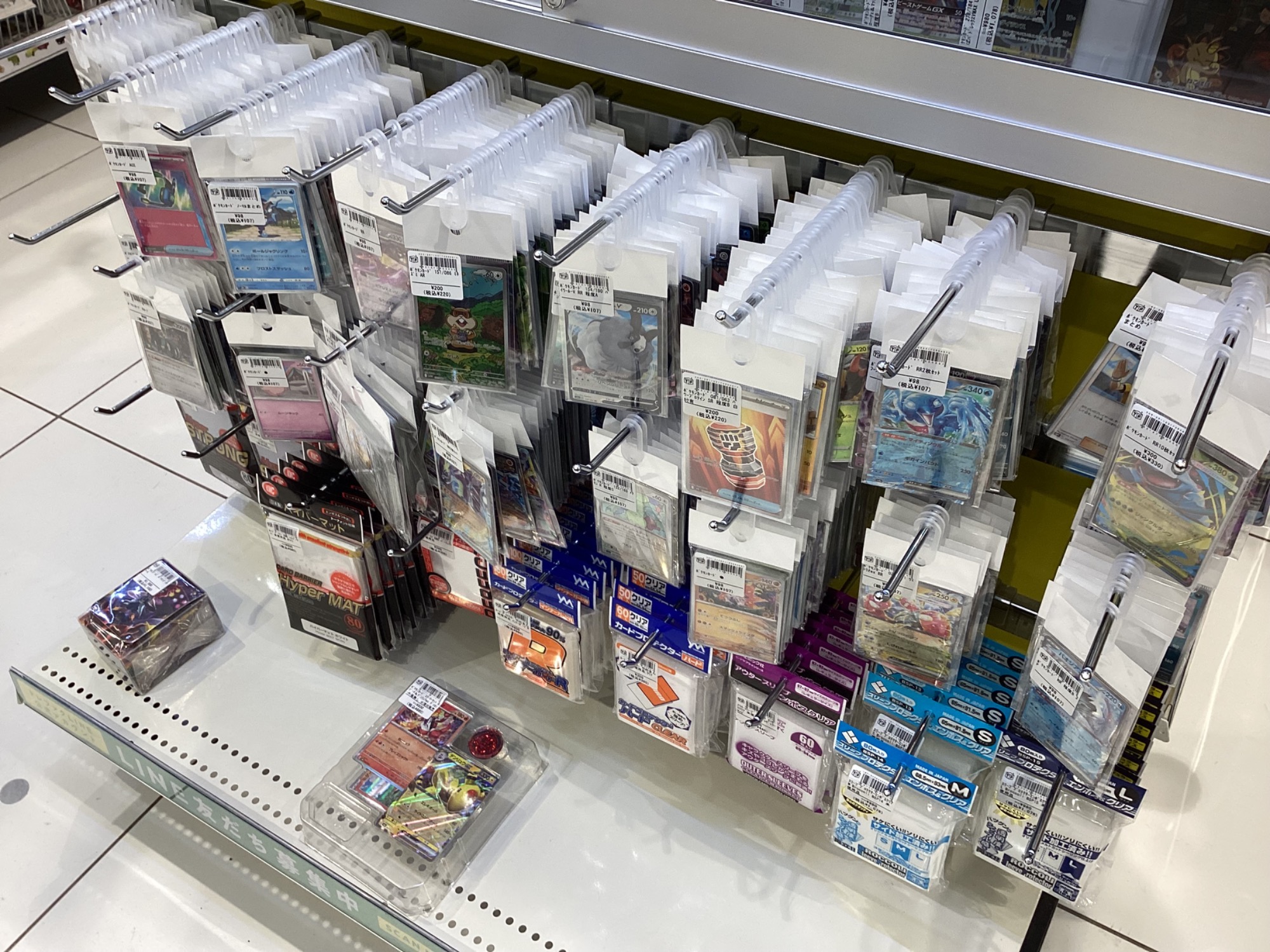 ポケモンカード 092/187 ブラッキー（ﾏｽﾀｰﾎﾞｰﾙﾐﾗｰ）買取入荷いたしまし