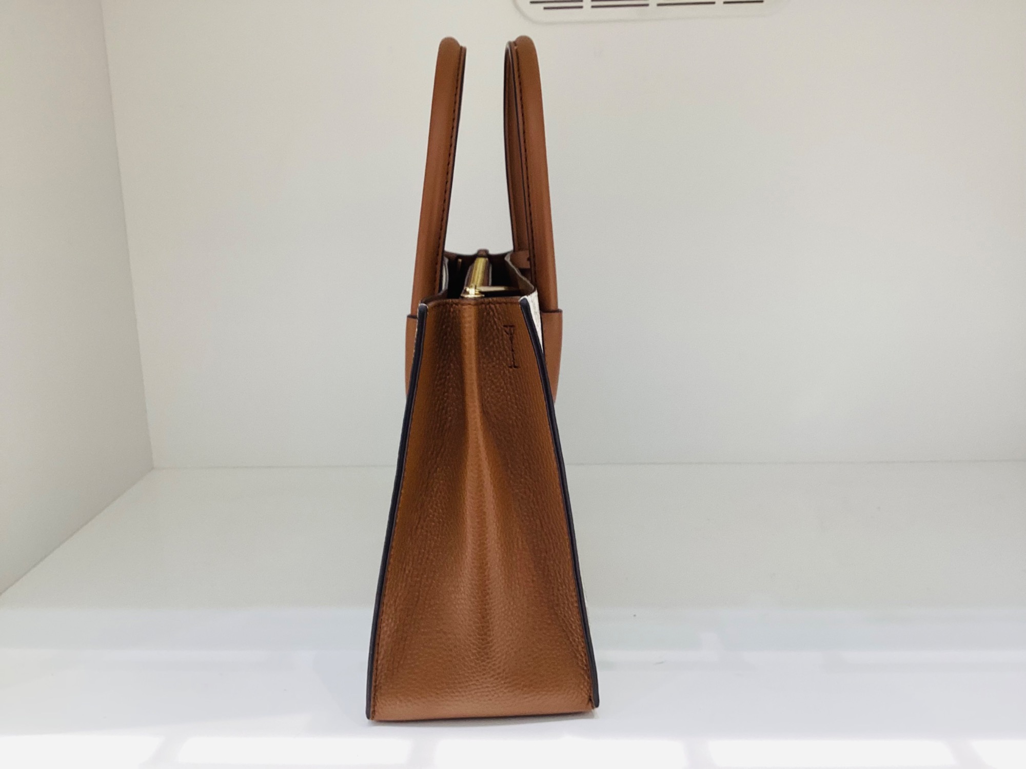 MICHAEL KORS（マイケル・コース）MKシグネチャー ハンドバッグのご