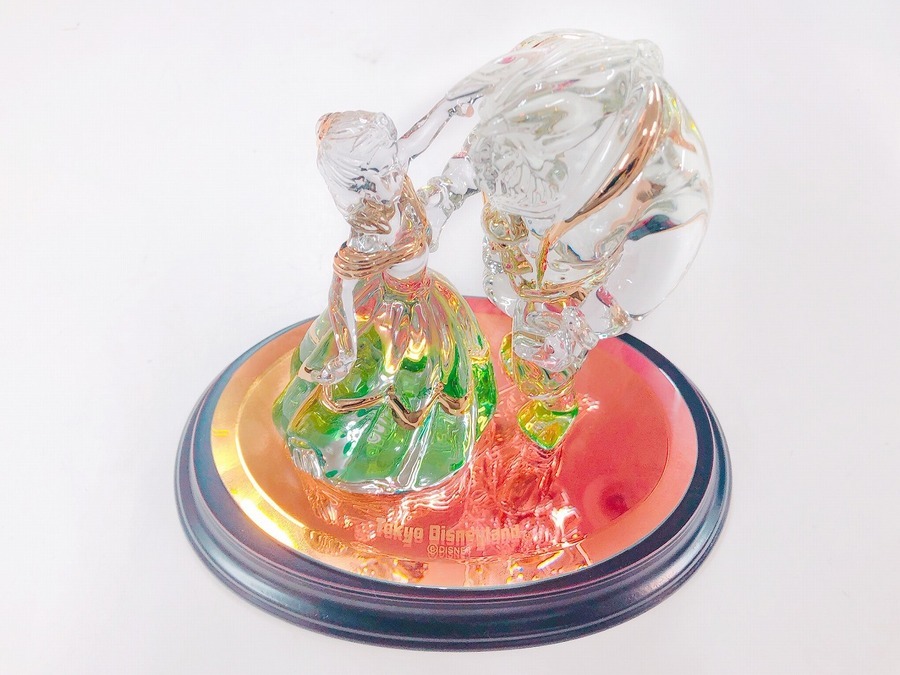 Disney】キラキラ輝く美女と野獣ガラスフィギュアが入荷致しまし