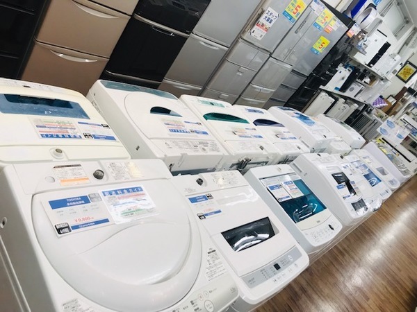 リサイクルショップ【トレジャーファクトリー館林店】衣類エアウォッシャーaqua ahw-sr1 AQUA、水を使わずオゾンで洗う衣類エアウォッシャー「Racooon」 - 価格.com