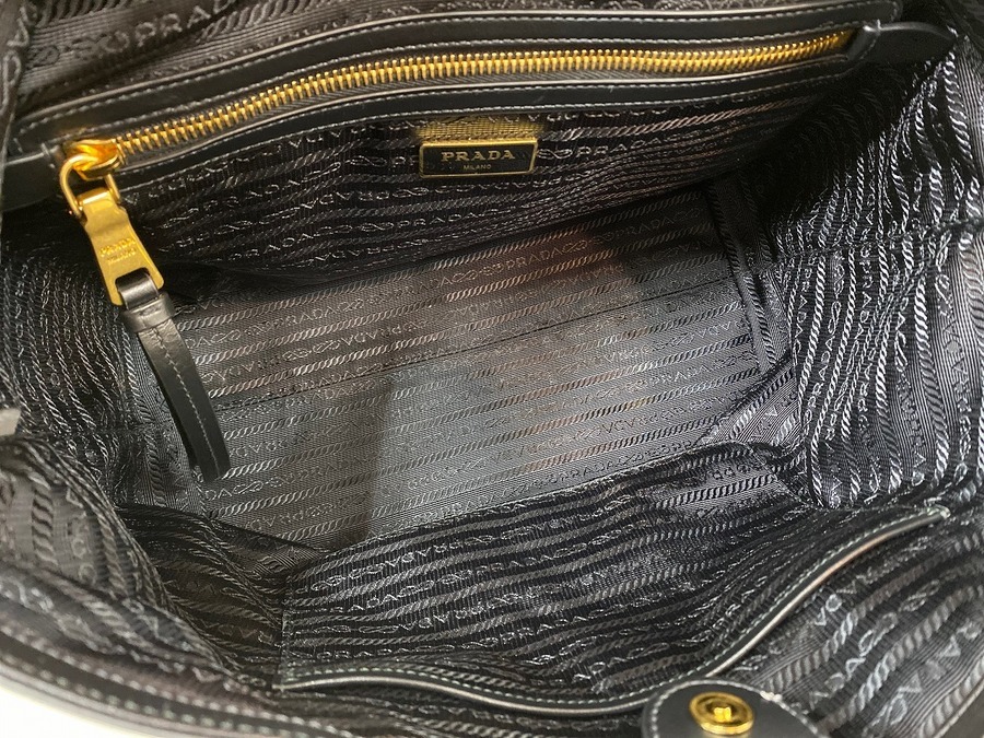【使いやすさも重視したい方に♪】PRADAのナイロンバッグが入荷しました！！【市川店】 [2020.01.23発行]｜リサイクルショップ