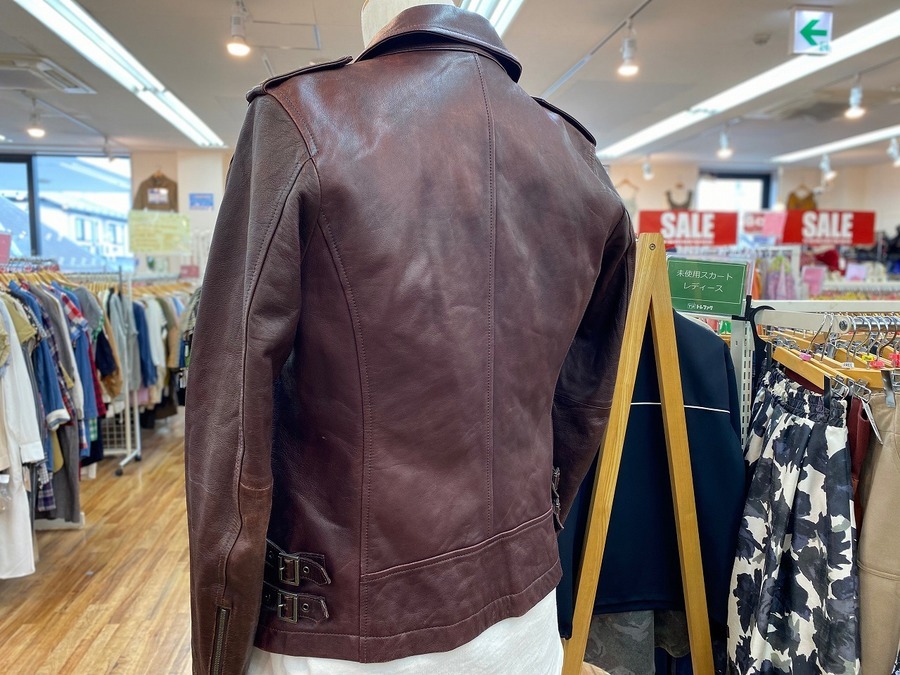 【滑らかな羊革♪】BURBERRY(バーバリー)のレザーライダースジャケットのご紹介です♪【市川店】 [2020.03.27発行]｜リサイクル