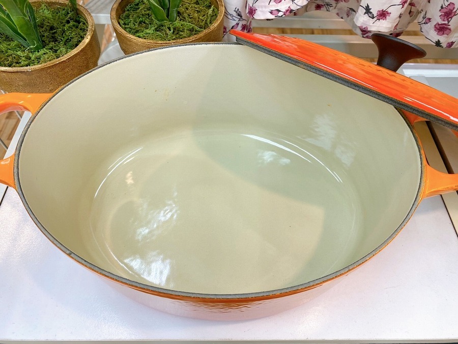 可愛い楕円形♪】LE CREUSET(ルクルーゼ)のココット・オーバルをご紹介