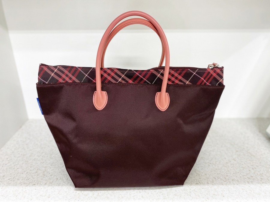 大人気☆】BURBERRY BLUE LABEL(バーバリーブルーレーベル)のバッグを