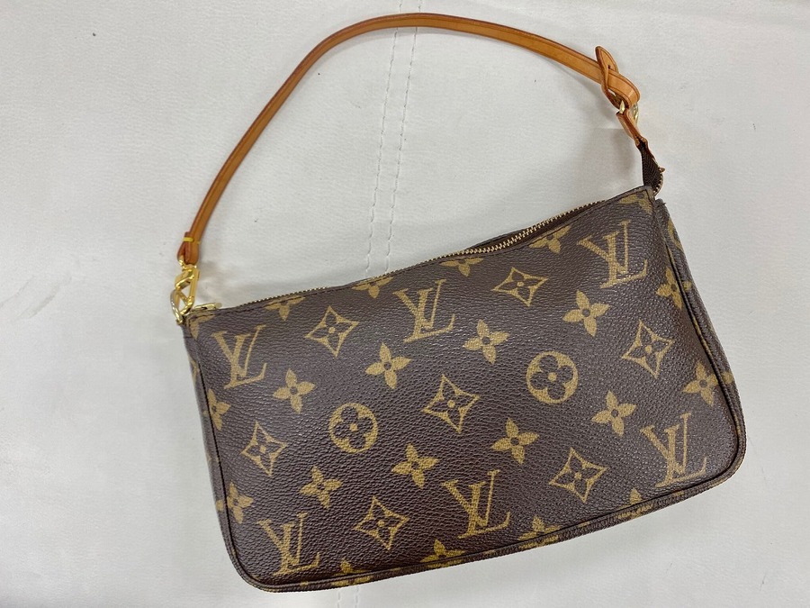 パーティーにも使える♪】LOUIS VUITTON(ルイヴィトン)のバッグをご  