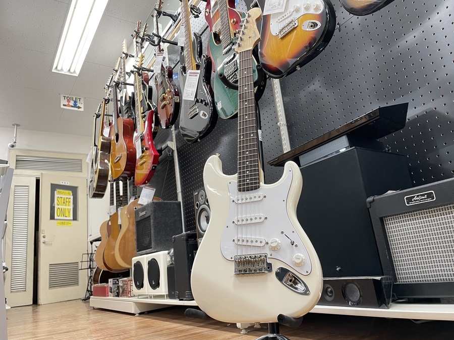 Fender(フェンダー)のストラトキャスターが入荷！！｜2021年12月29日