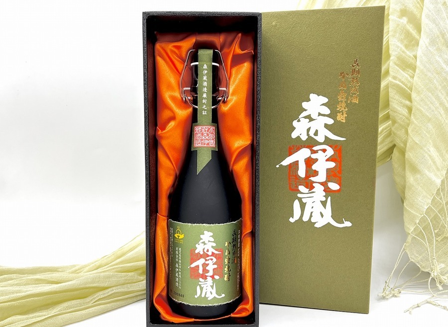 Amazon.co.jp: 森伊蔵 楽酔喜酒 長期熟成古酒 芋焼酎 25度 600ml