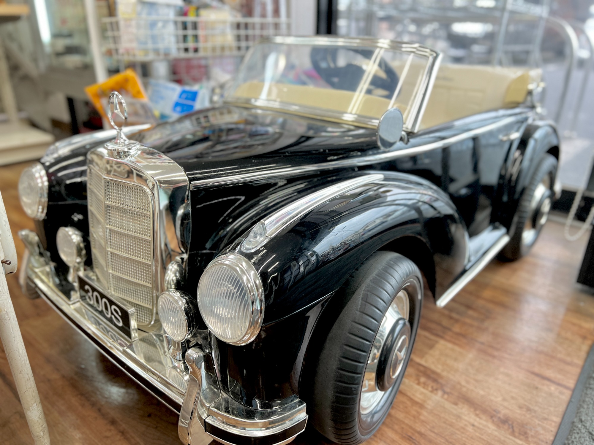 乗れる！動く！】MercedesBenz(メルセデスベンツ)のラジコンが入荷