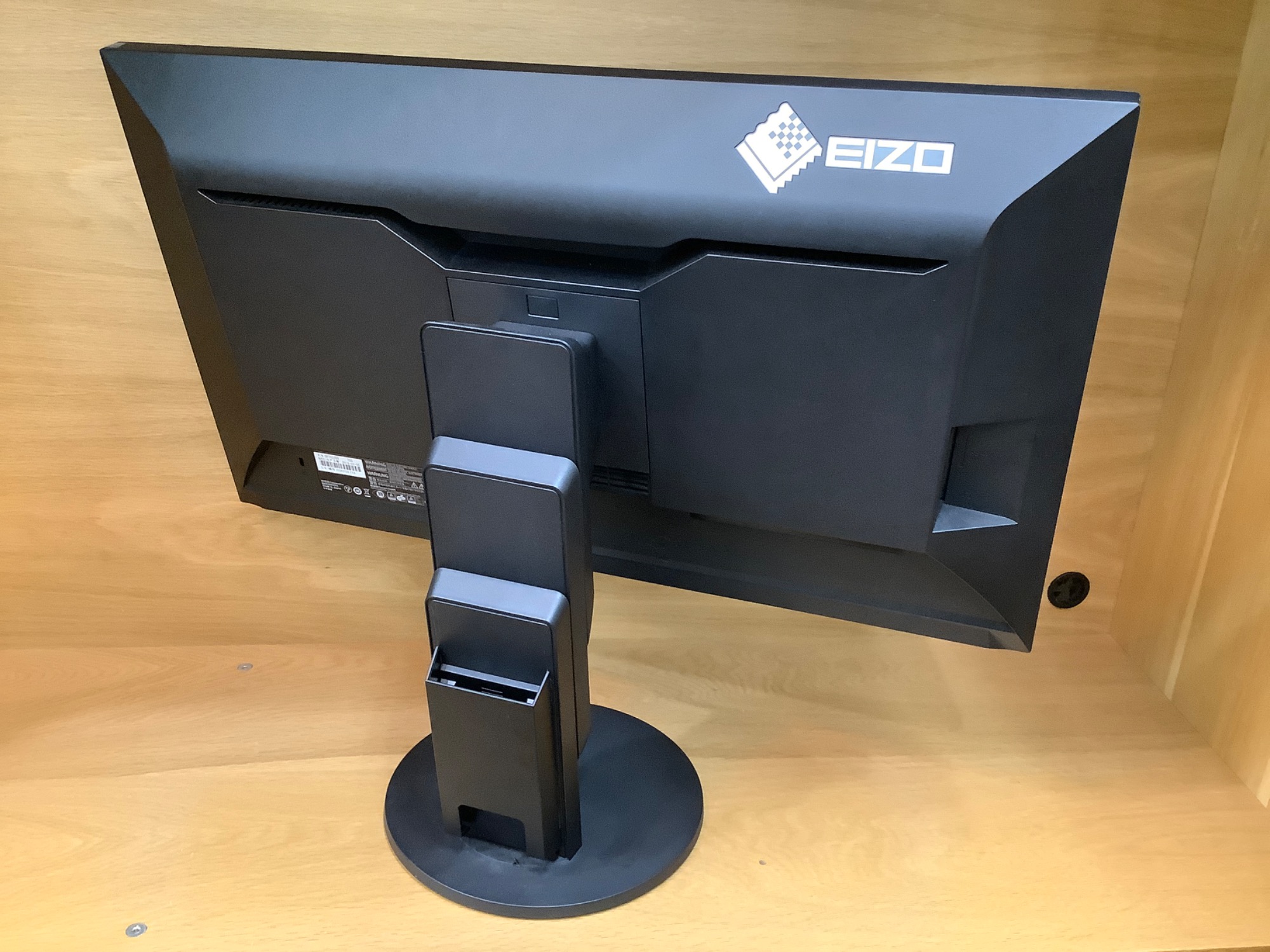 ディスプレイ・モニター本体 EIZO Flex Scan S2433W EIZO FlexScan S2433W-HXBK [24.1インチ ブラック] 価格比較