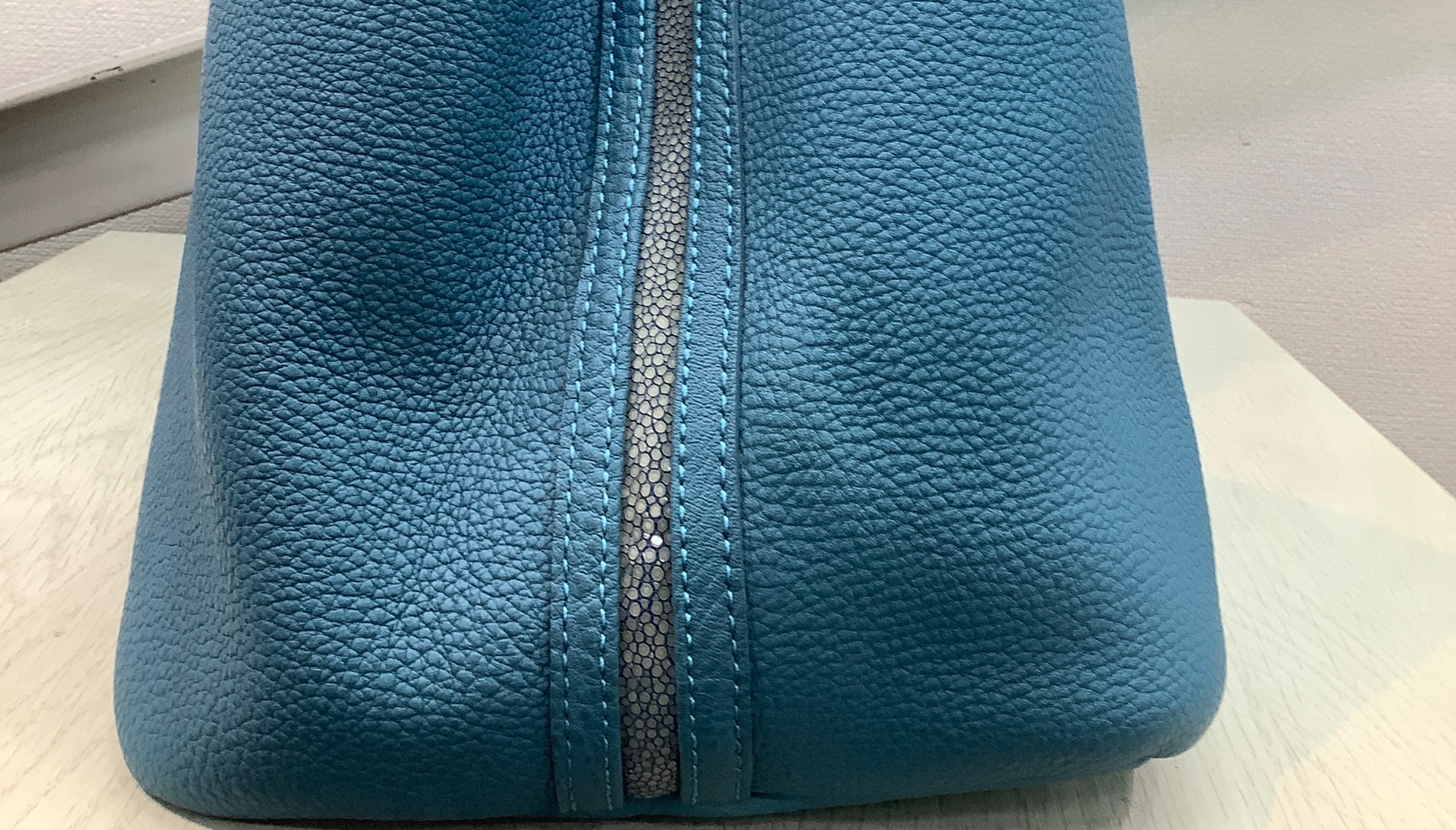WILDBLUE トートバッグ トートバッグ - WILD BLUE OFFICIAL STORE