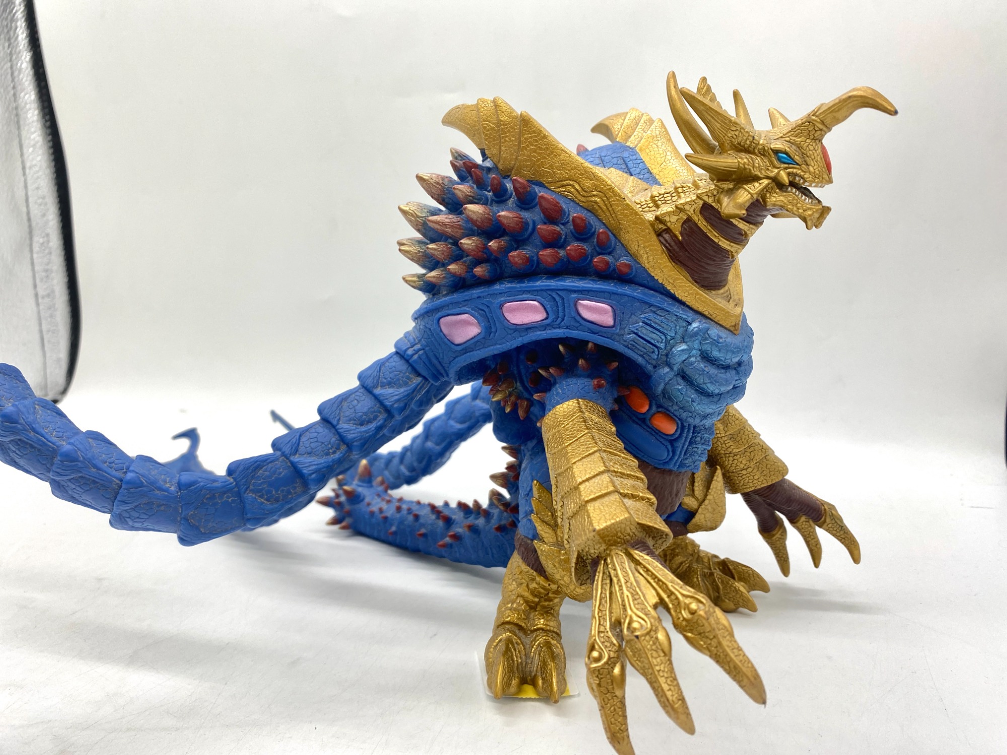 Uキラーザウルス　ソフビ バンダイ 商品・サービスサイト | ウルトラ怪獣シリーズ2006 SP