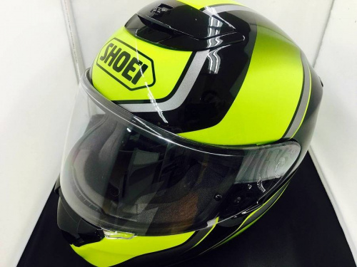 ヘルメットのarai