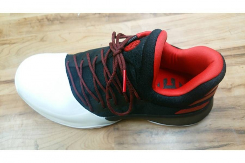 メンズファッションのadidas