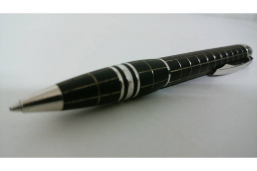 財布のボールペン