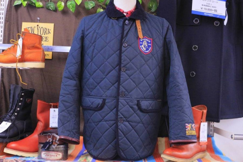 コートのLAVENHAM