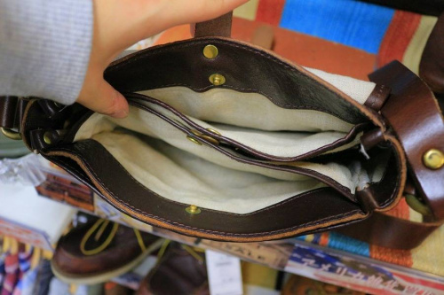 ショルダーバッグ