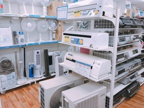壁掛けエアコンの市川