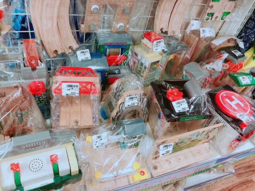 トーマスの木製