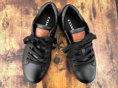 COACHのローカットスニーカー