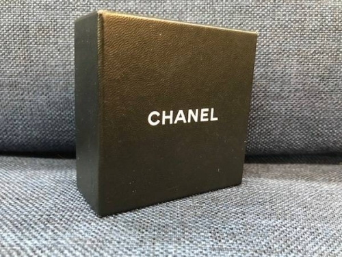 イヤリングのCHANEL