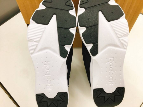 市川 REEBOKの中古 REEBOK