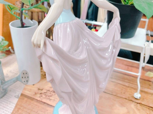 リヤドロ　中古　千葉の踊る少女　中古　