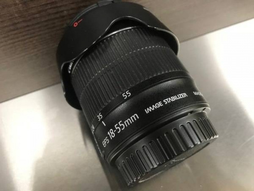 デジタルカメラのデジタル一眼レフカメラ