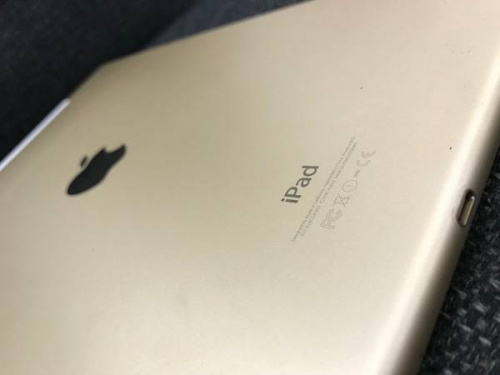 タブレットのiPad　アイパッド